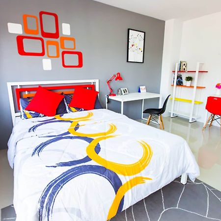 Room 9 Residence (Adults Only) Pluak Daeng Luaran gambar