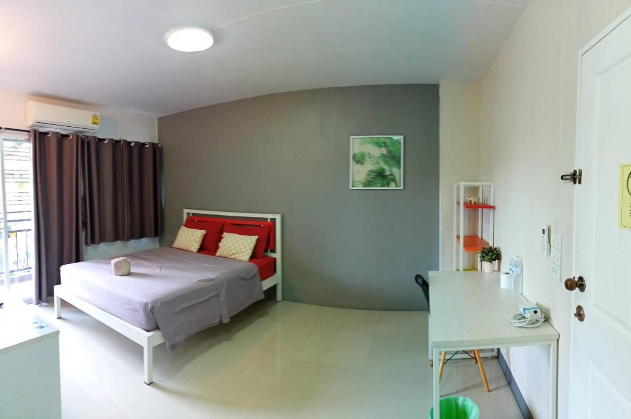 Room 9 Residence (Adults Only) Pluak Daeng Luaran gambar