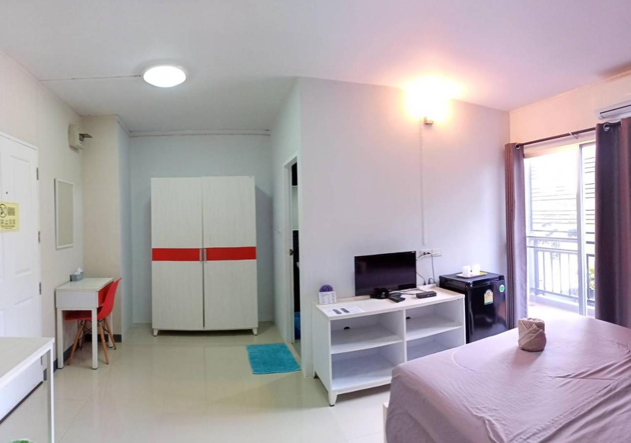Room 9 Residence (Adults Only) Pluak Daeng Luaran gambar