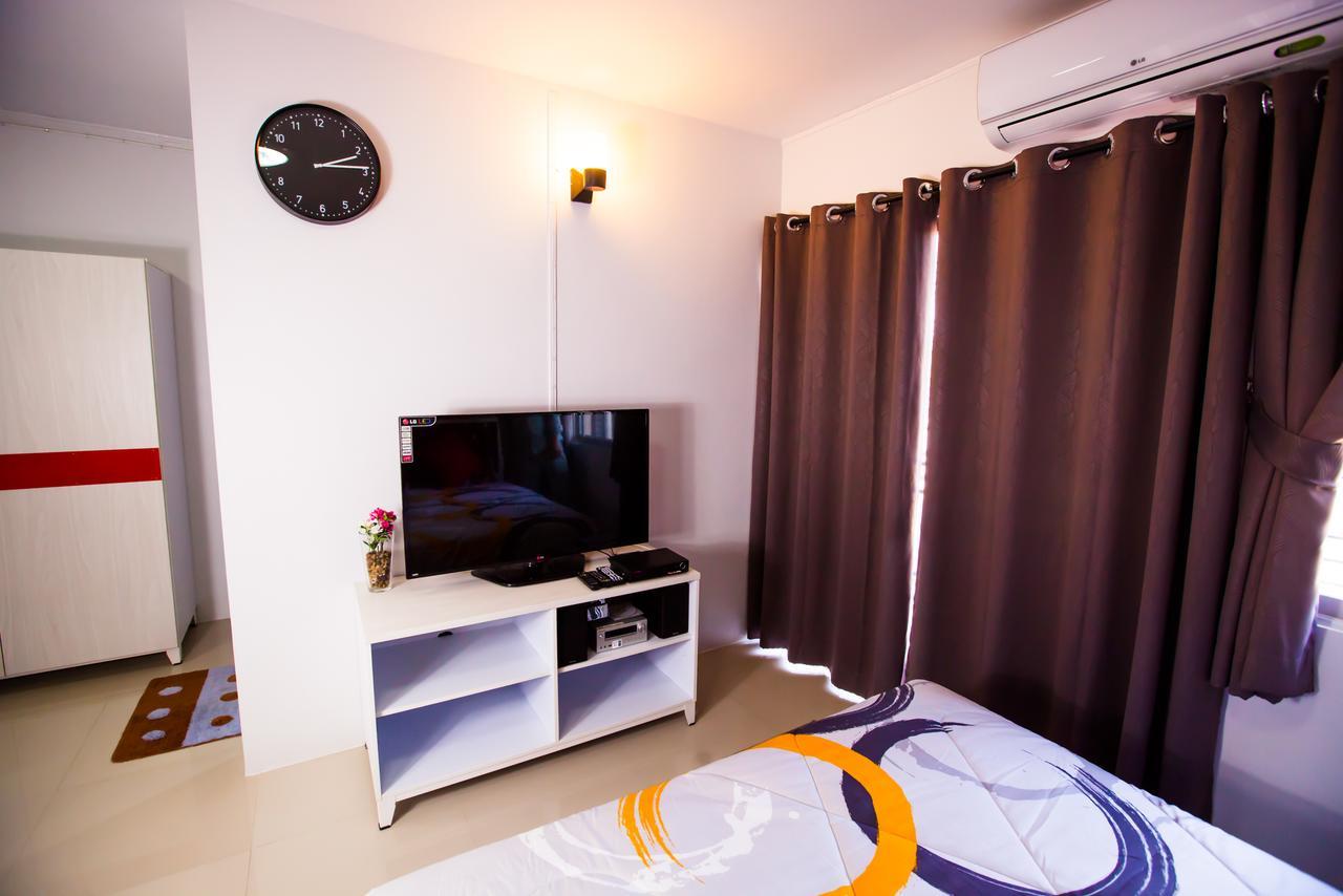 Room 9 Residence (Adults Only) Pluak Daeng Luaran gambar
