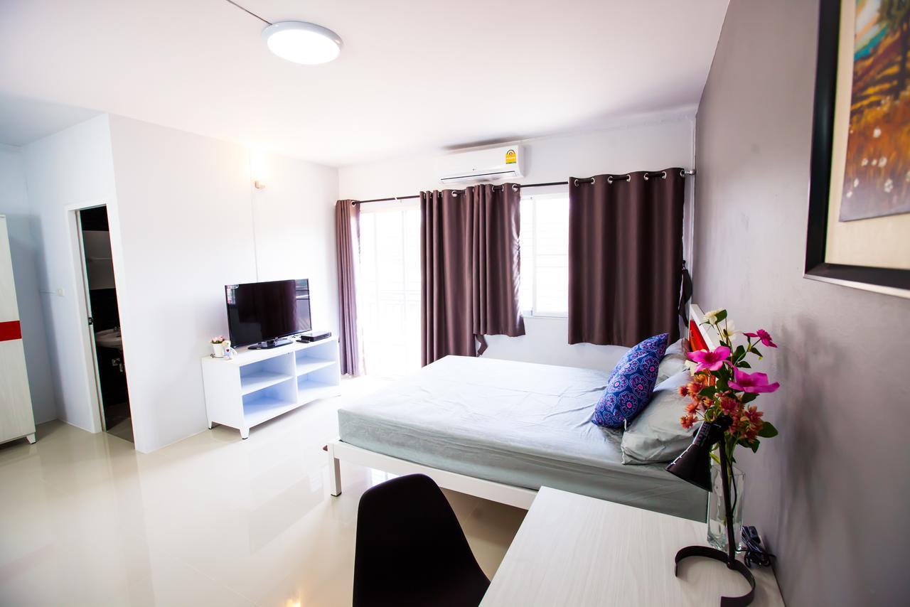 Room 9 Residence (Adults Only) Pluak Daeng Luaran gambar