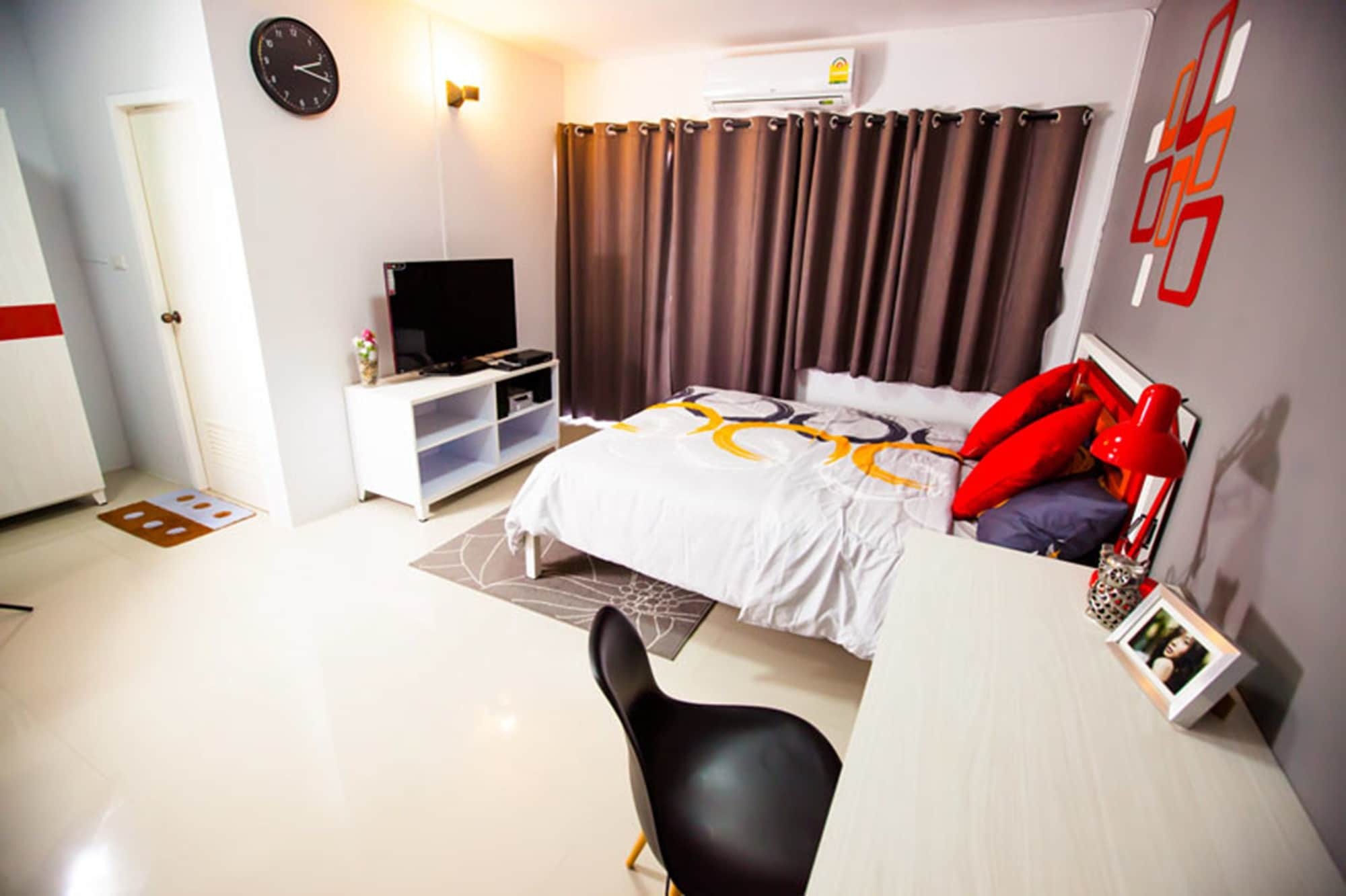 Room 9 Residence (Adults Only) Pluak Daeng Luaran gambar
